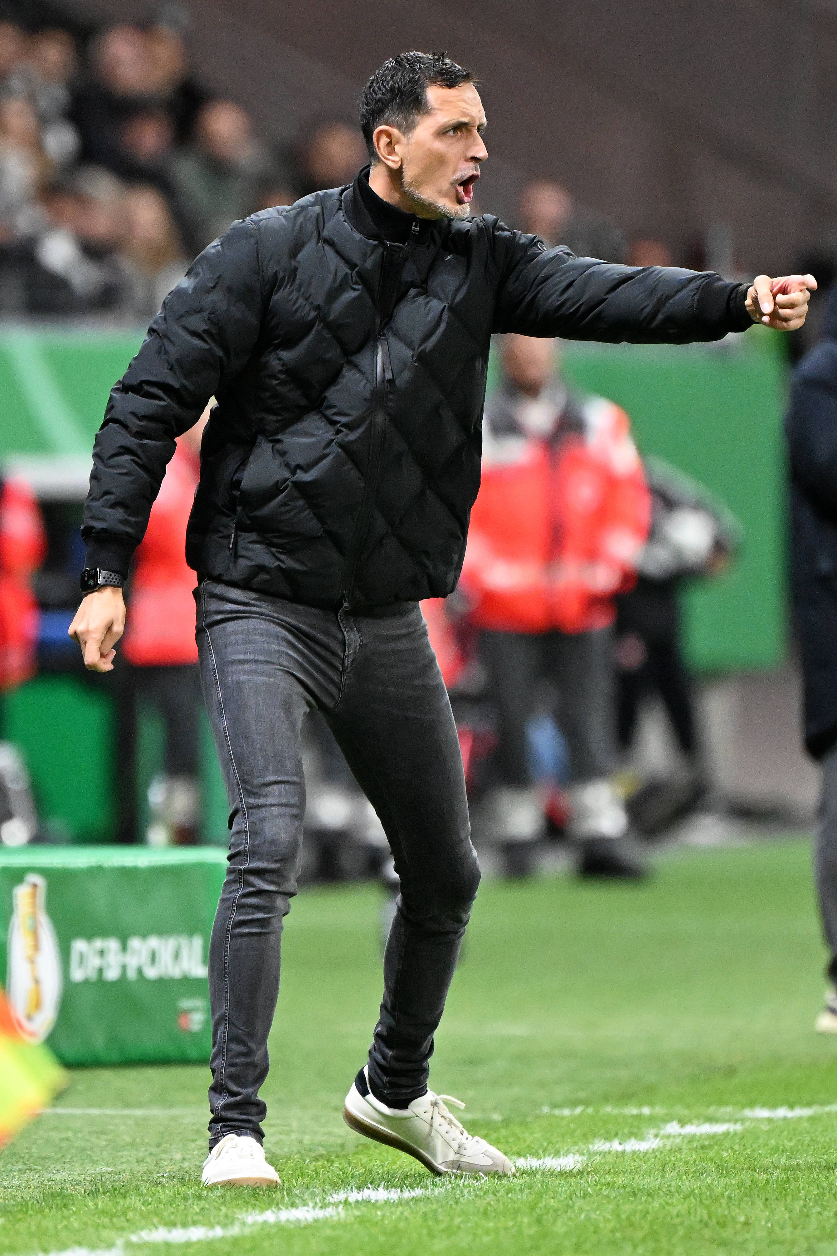 德国杯今晚走向成谜，葡萄牙体育伤情更新，气氛紧张，心理建设被强调(歌曲贪杯)